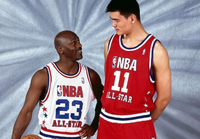 BJL平台-
NBA单场40分排行榜：詹姆斯91次未进前三名 乔丹也仅排第二(图3)